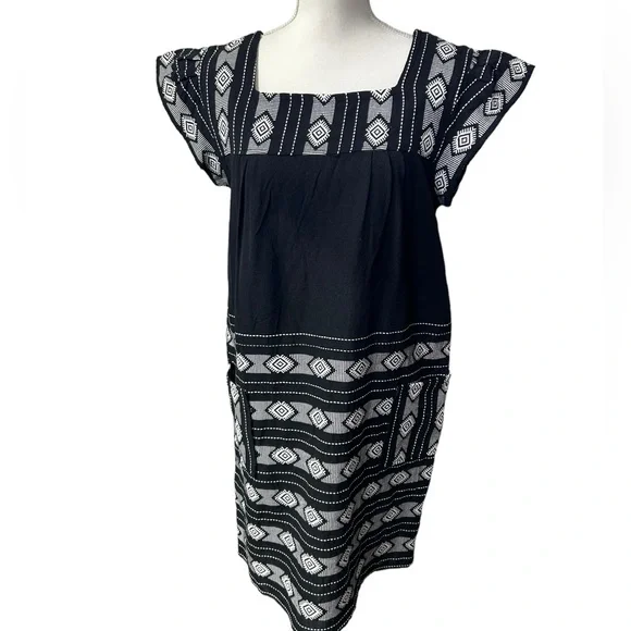 tribal embroidered dress Tzatz Long Tiered Embroidered Dress main image 1